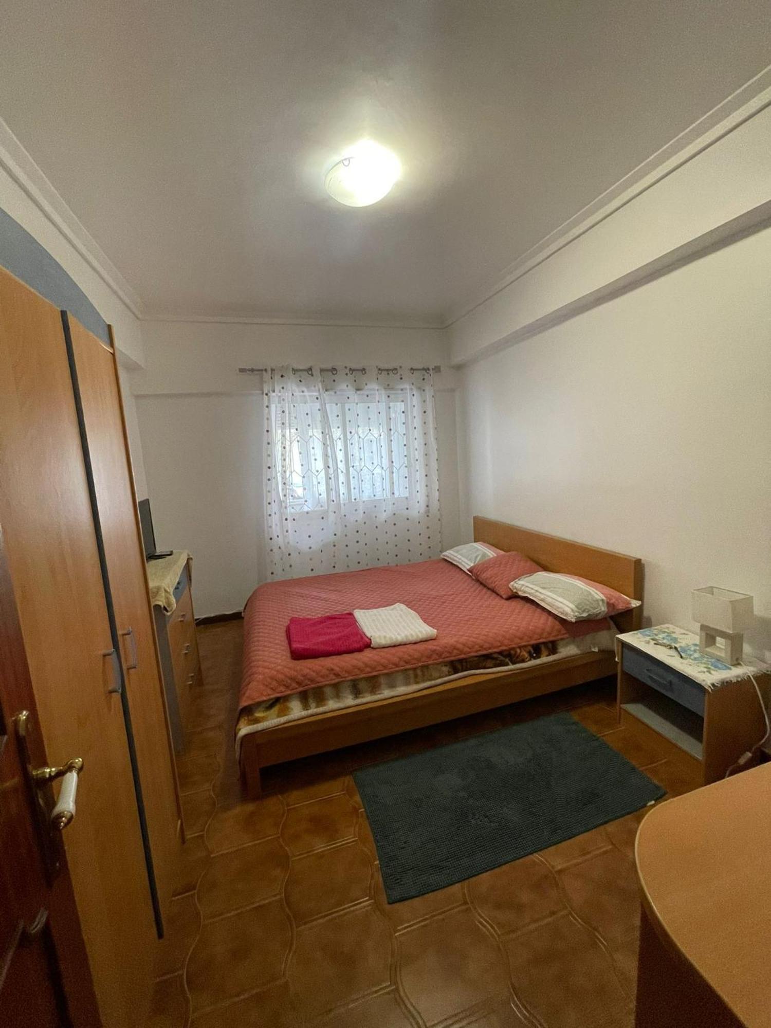 Quarto De Casal Acolhedor Laranjeiro  Luaran gambar